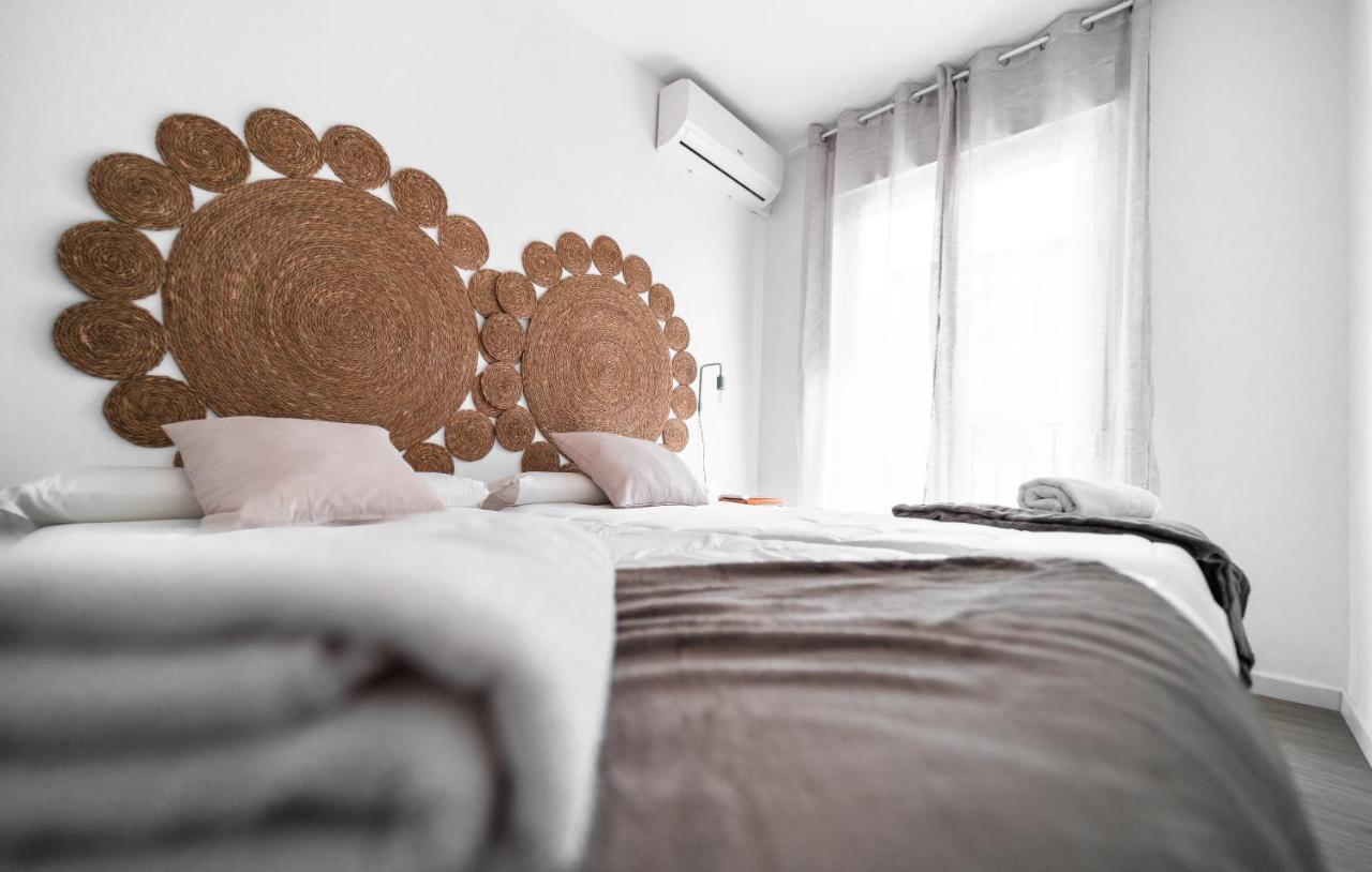 רונדה Apartamentos La Encarnacion מראה חיצוני תמונה
